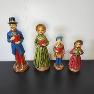 Vintage Dickens Victorian Christmas Carolers Set 4 Parma AAI Japan N-156